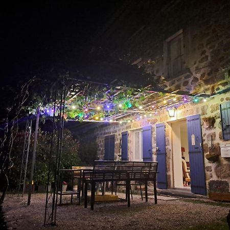 Gite De Noe Au Ray-Pic Pereyres Zewnętrze zdjęcie